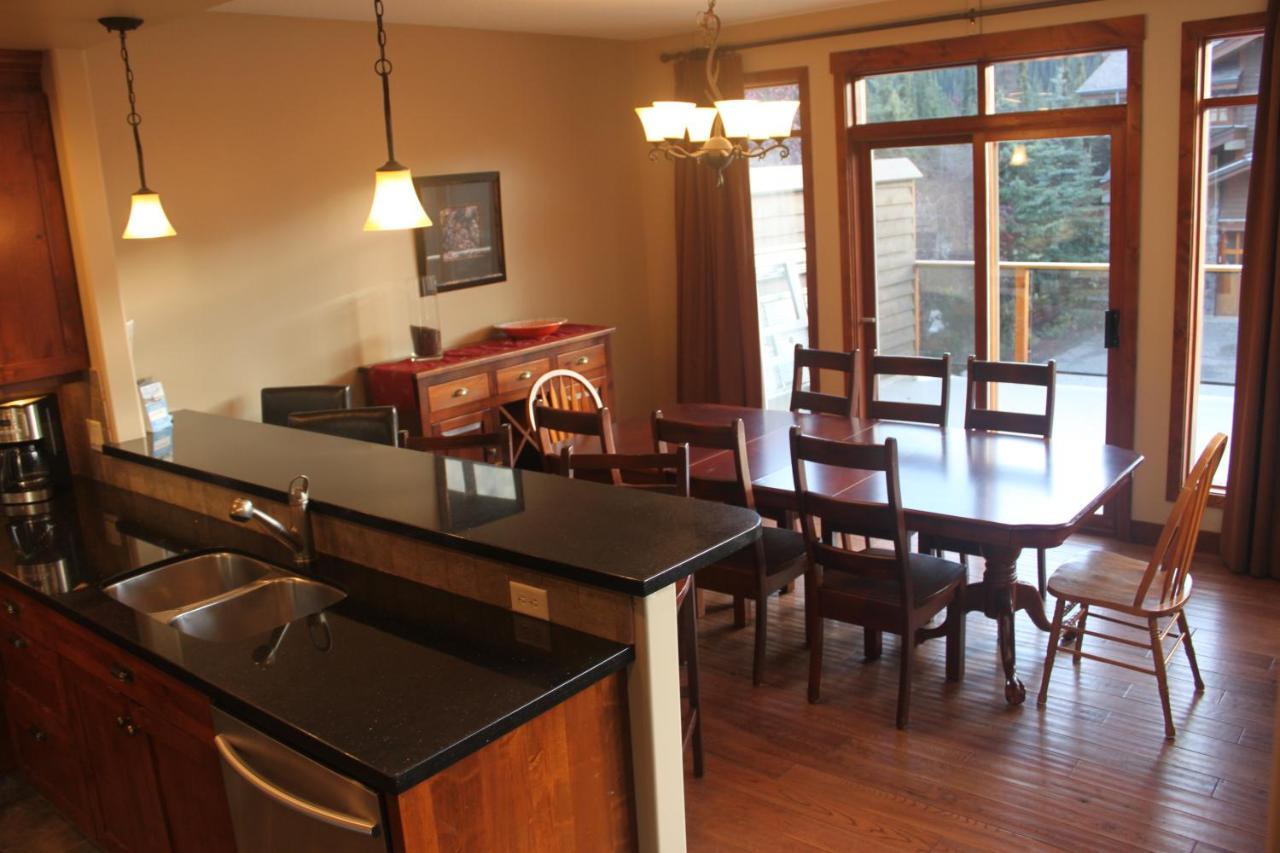 Woodhaven # 8 In Sun Peaks Villa Exterior photo