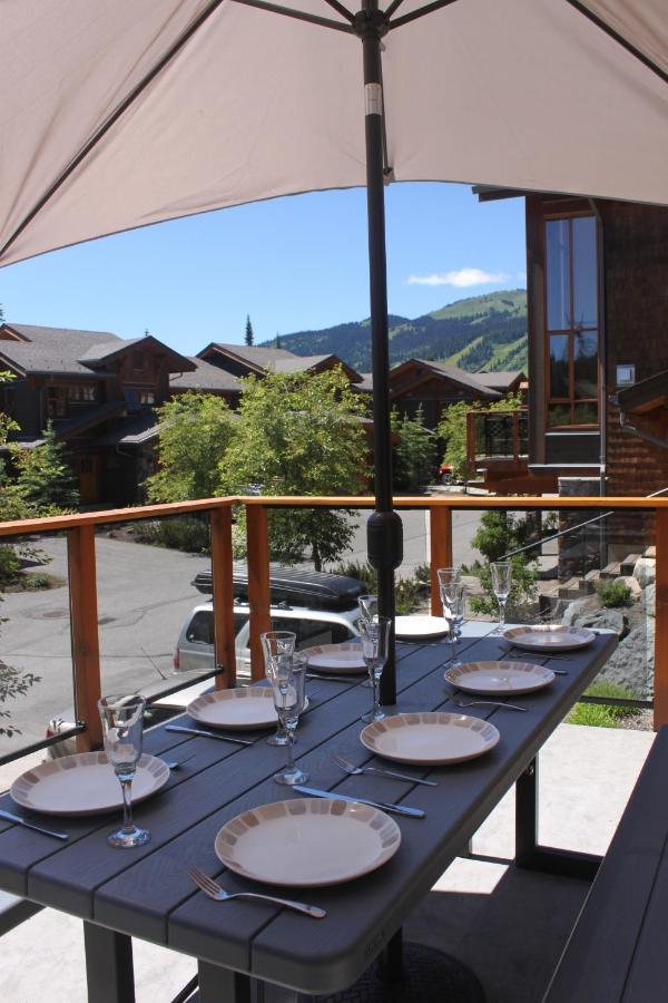 Woodhaven # 8 In Sun Peaks Villa Exterior photo